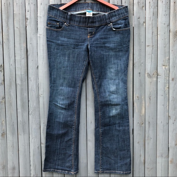 Old Navy Denim - Woven Waistband Boot Cut Maternity Jeans 6 SHORT Old Navy Denim - Woven Waistband Boot Cut Maternity Jeans 6 SHORT